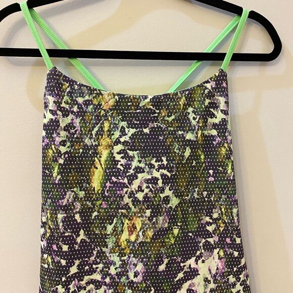 Lululemon Dancing Warrior Tank Women Size 6 - Picture 4 of 10